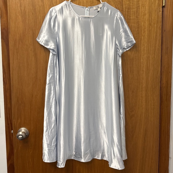 NWT Banana Republic Silky Dress with Pockets Sz Small - Picture 4 of 4